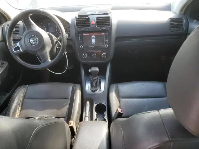 2010 VOLKSWAGEN JETTA SE  