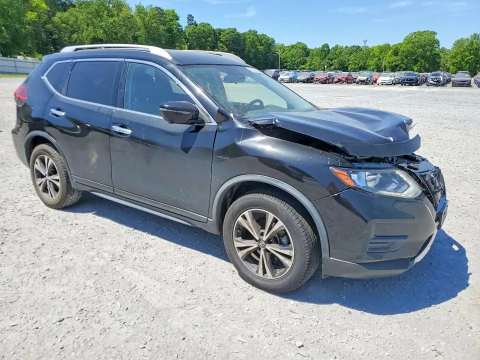 2019 NISSAN ROGUE SV  