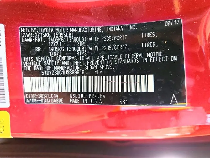 2017 TOYOTA SIENNA XLE 8-PASSENGER  