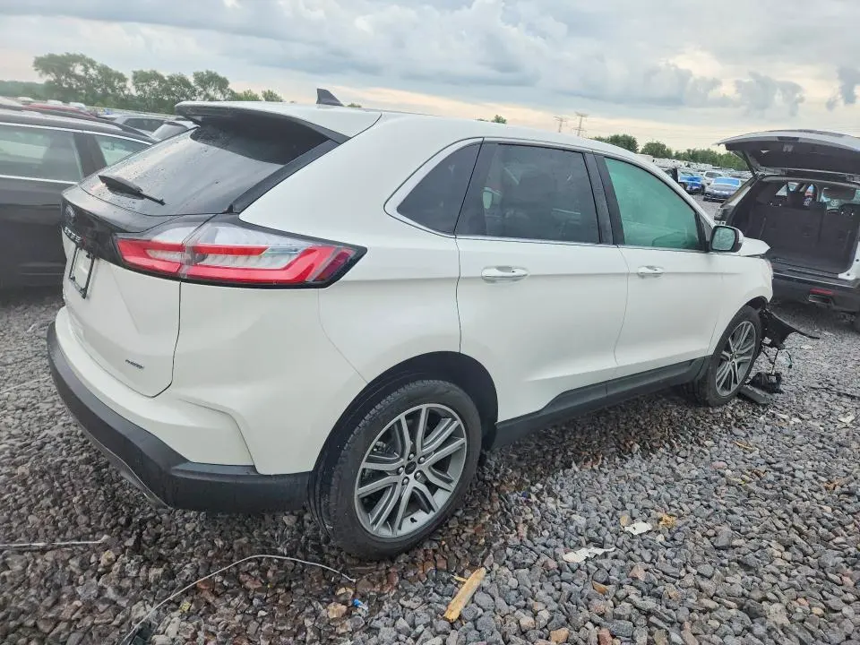 2023 FORD EDGE TITANIUM  