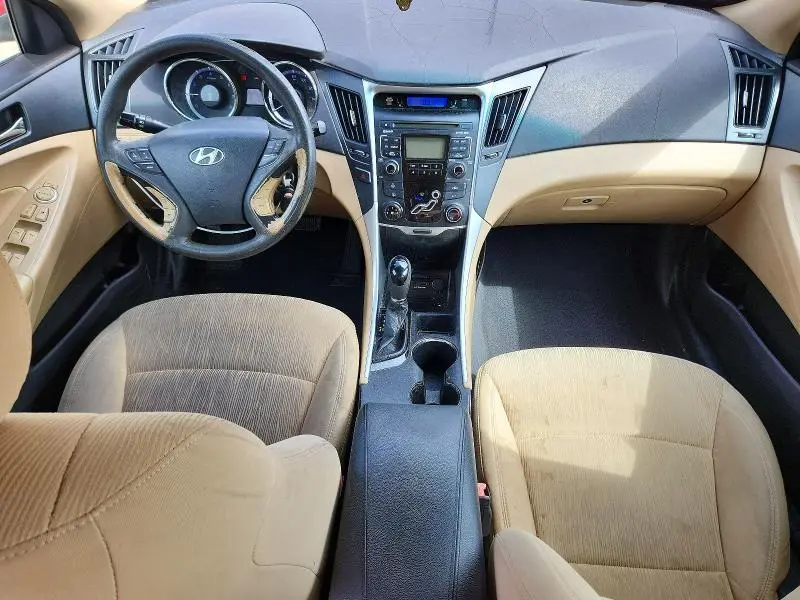 2011 HYUNDAI SONATA GLS  