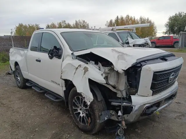2022 NISSAN TITAN SV  