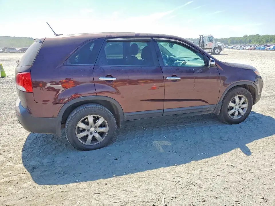 2011 KIA SORENTO LX  