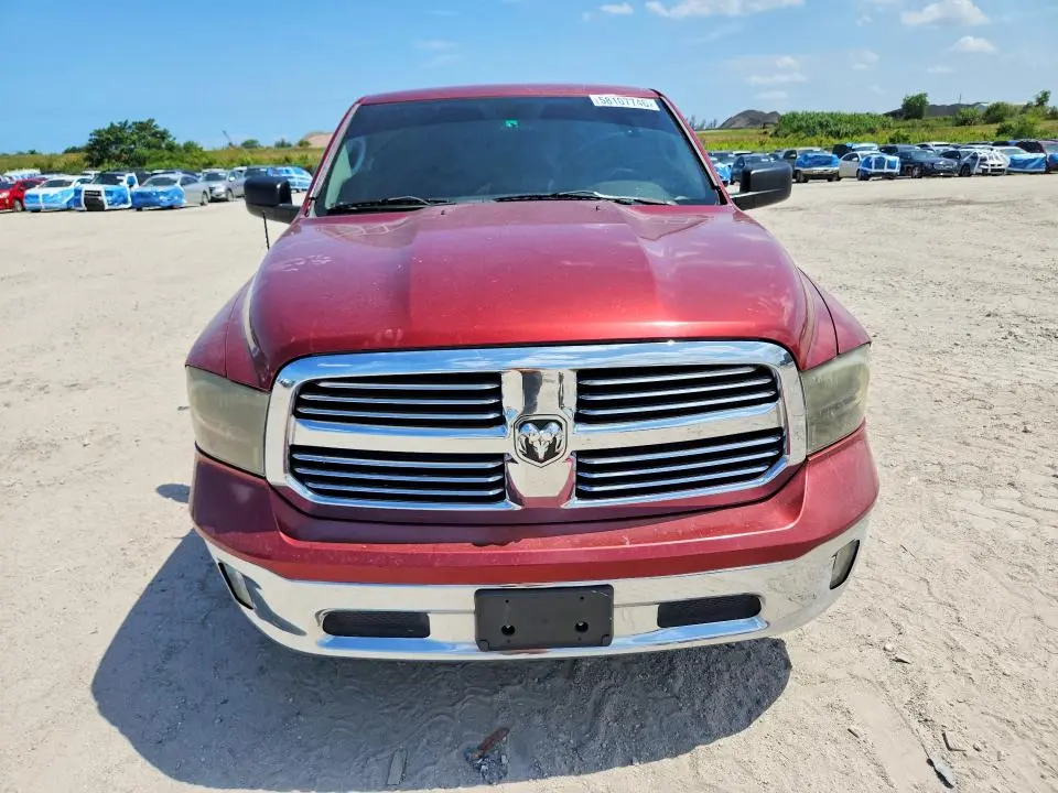 2013 RAM 1500 SLT  