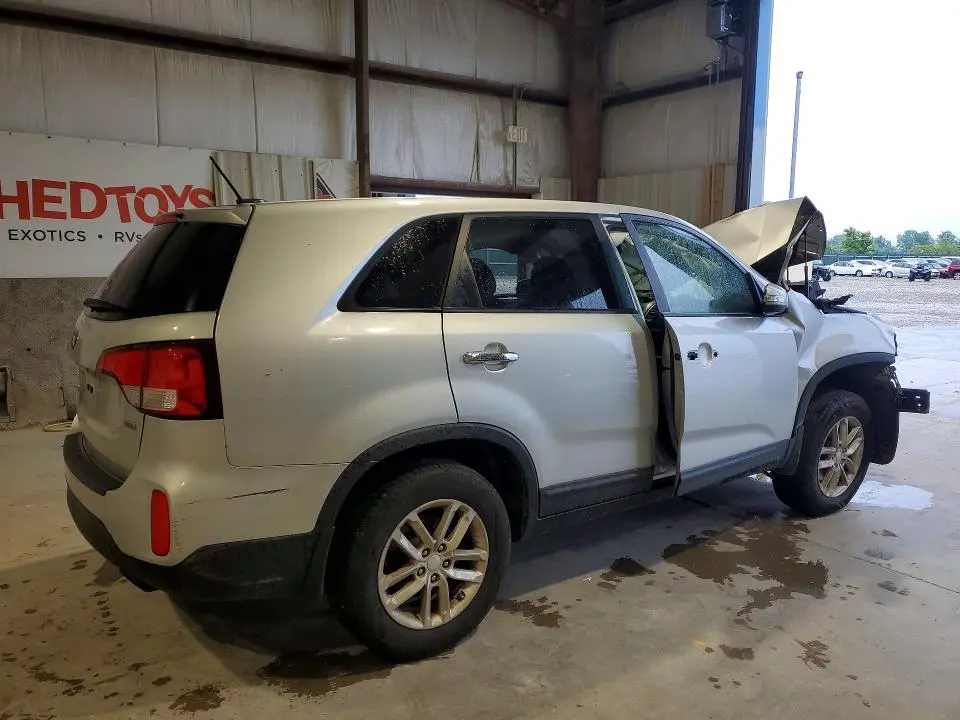 2014 KIA SORENTO LX  