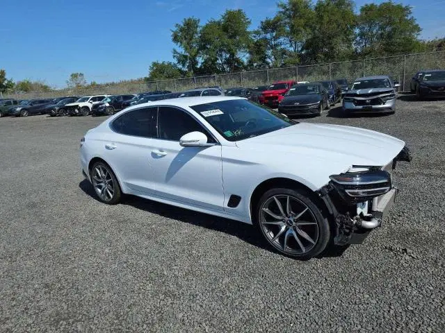 2023 GENESIS G70 BASE  