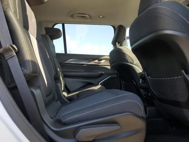 2022 JEEP GRAND CHEROKEE L LAREDO  
