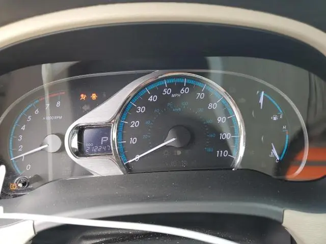 2011 TOYOTA SIENNA XLE  