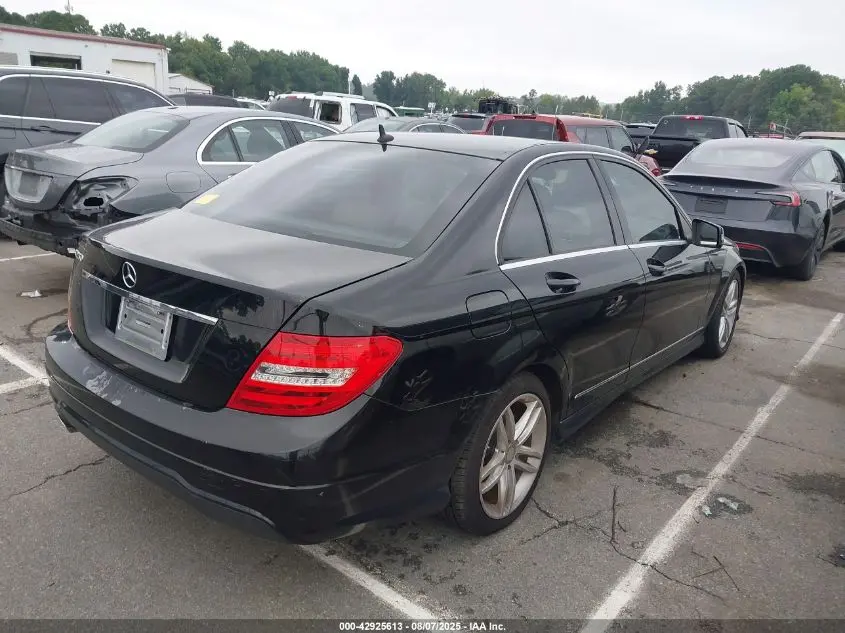 2013 MERCEDES-BENZ C 250  
