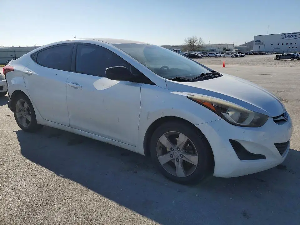 2016 HYUNDAI ELANTRA   