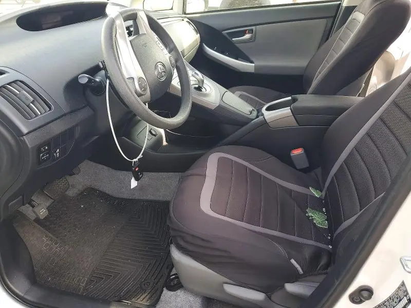 2015 TOYOTA PRIUS TWO  