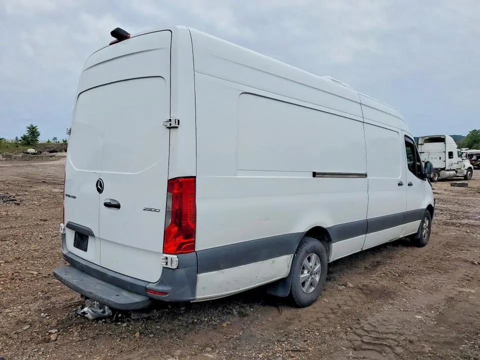 2021 MERCEDES-BENZ SPRINTER 2500  