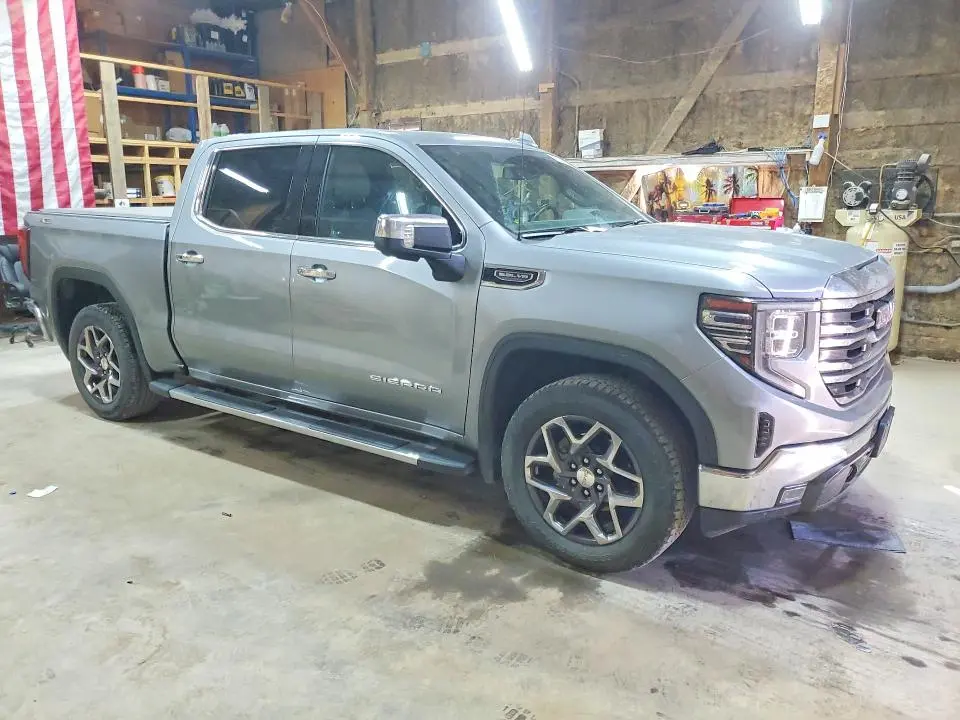 2023 GMC SIERRA K1500 SLT  