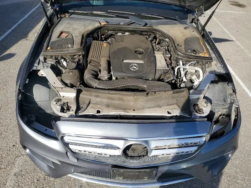 2019 MERCEDES-BENZ E 300  