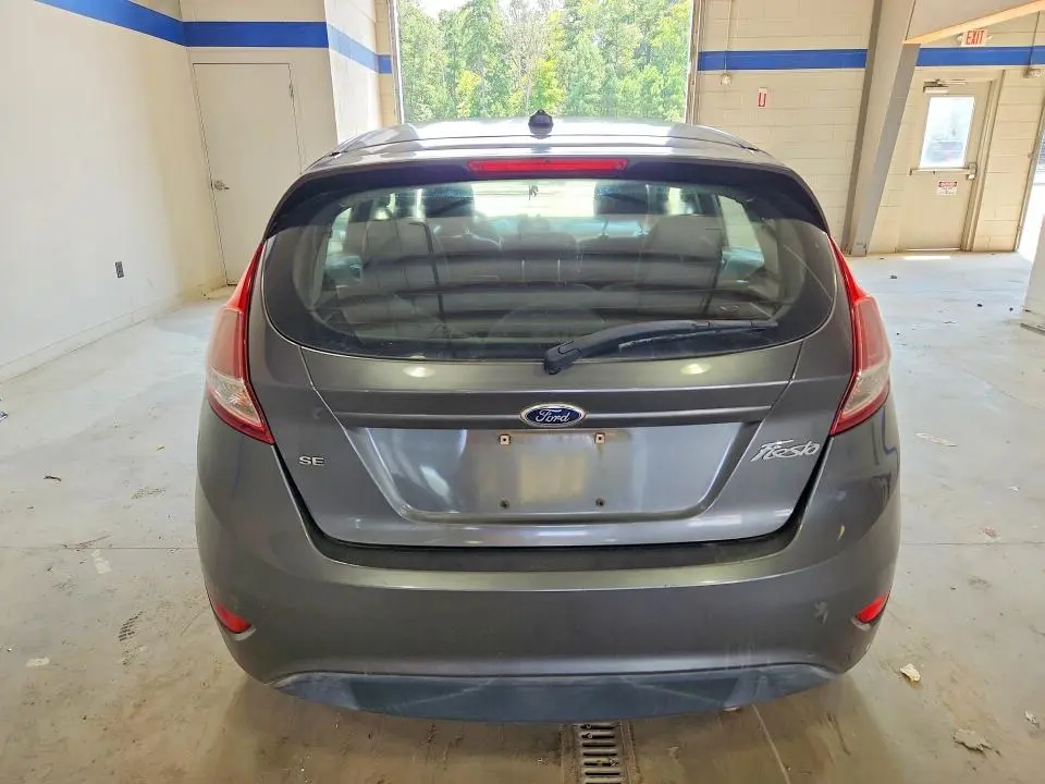 2016 FORD FIESTA SE  