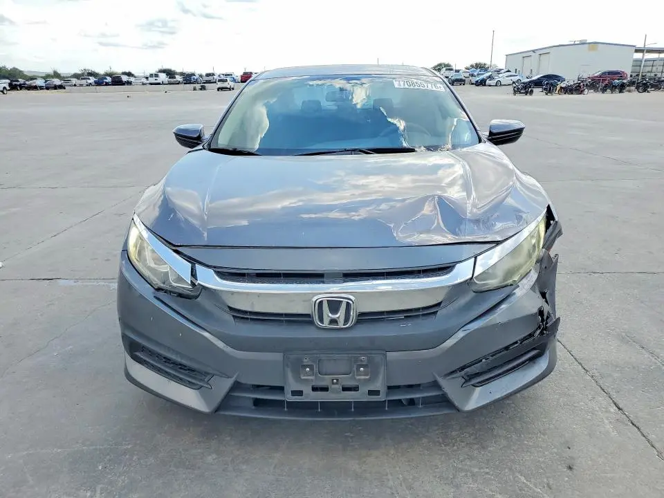 2018 HONDA CIVIC LX  