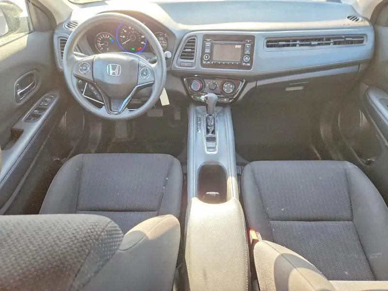 2017 HONDA HR-V LX  