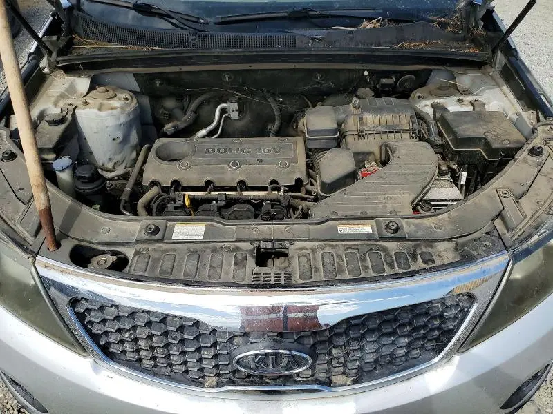 2011 KIA SORENTO LX  