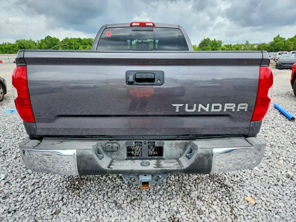 2016 TOYOTA TUNDRA SR5  