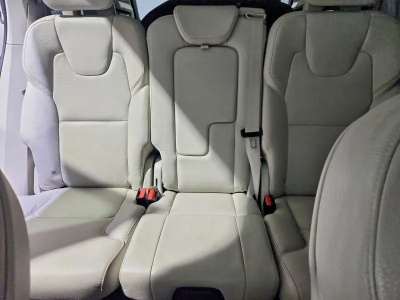 2020 VOLVO XC90 T5 MOMENTUM  