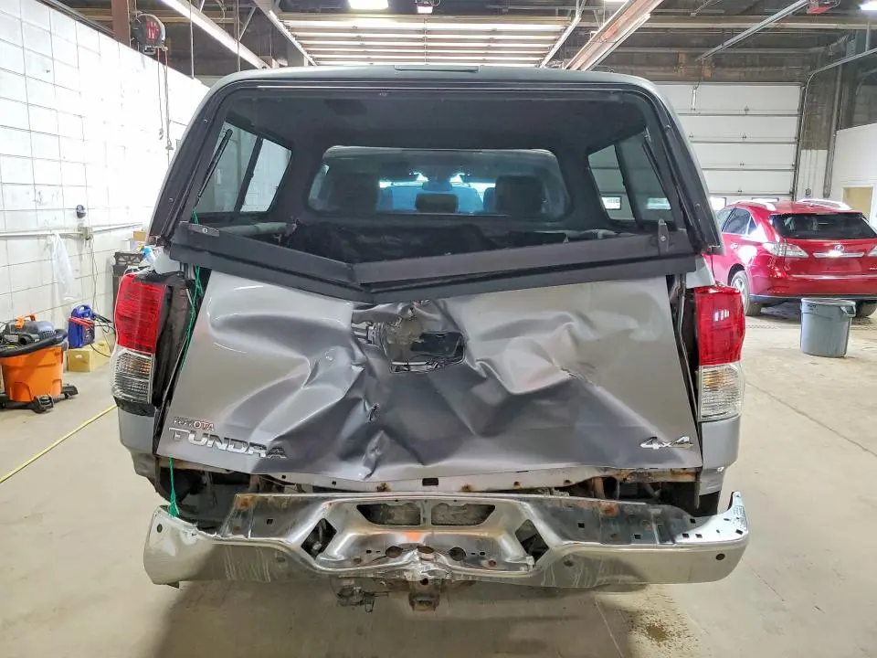 2011 TOYOTA TUNDRA CREWMAX LIMITED  