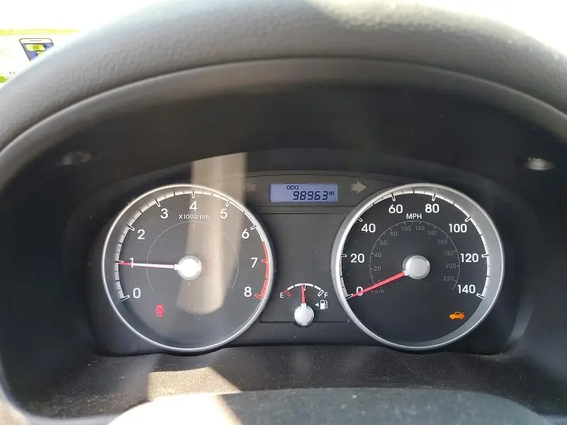 2011 HYUNDAI ACCENT GL  