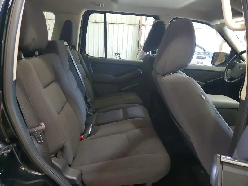 2010 FORD EXPLORER XLT  