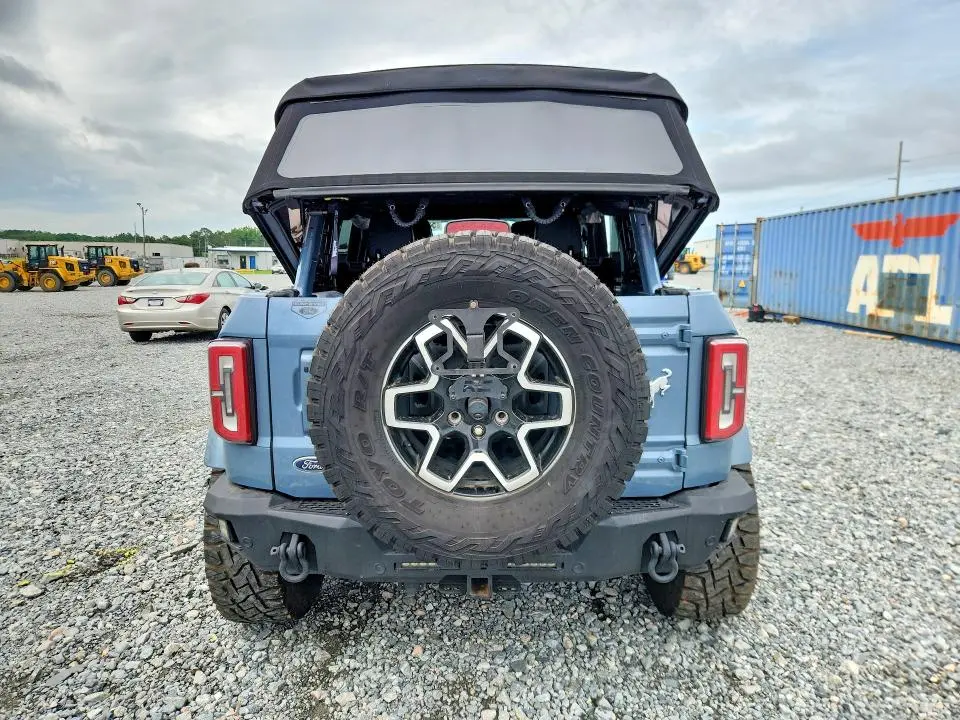 2024 FORD BRONCO OUTER BANKS  