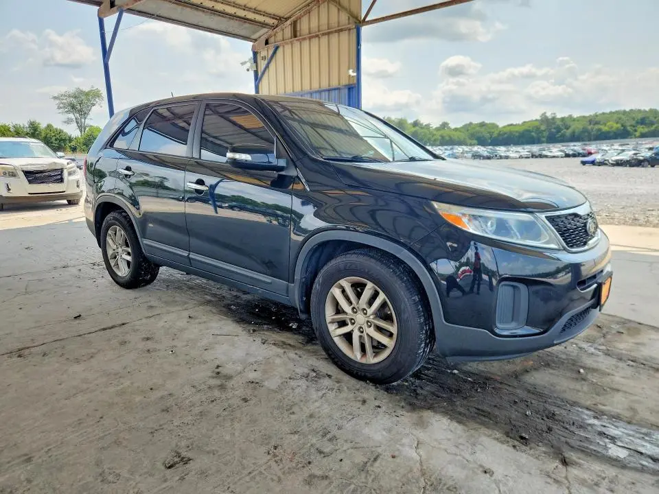 2014 KIA SORENTO LX  
