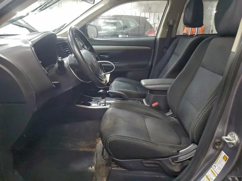 2017 MITSUBISHI OUTLANDER ES  