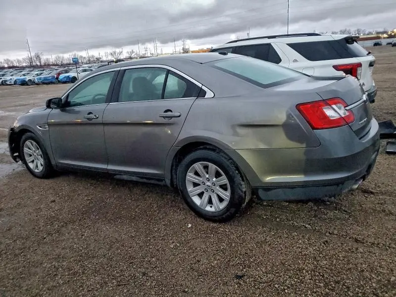 2011 FORD TAURUS SE  