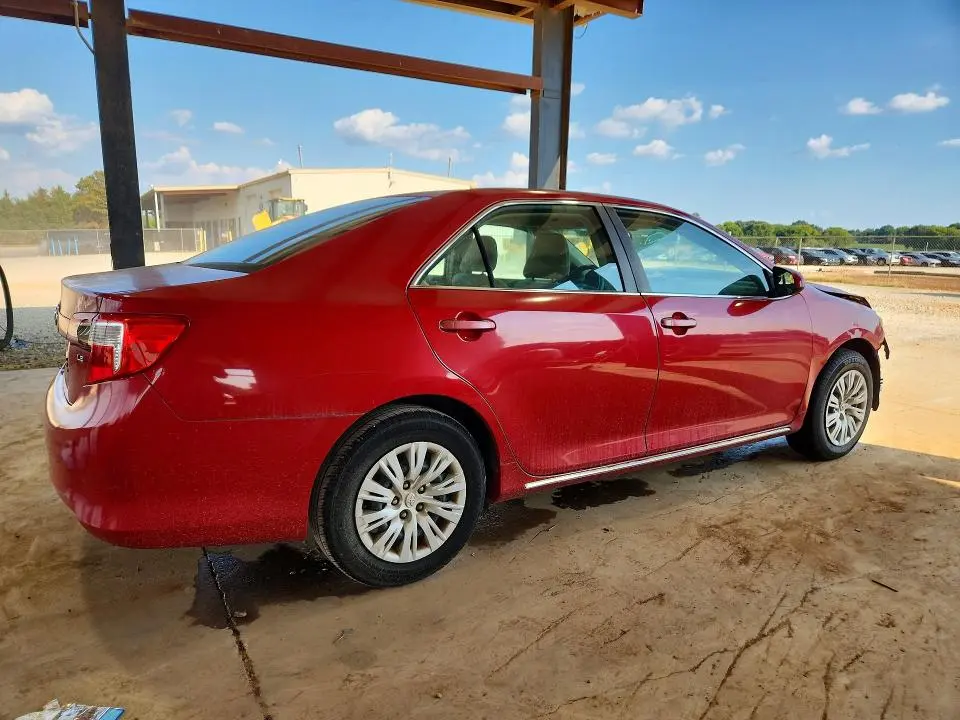 2014 TOYOTA CAMRY LE  