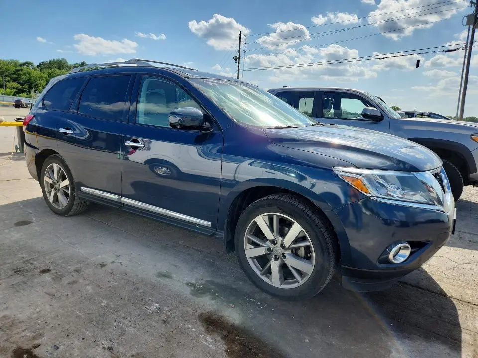 2013 NISSAN PATHFINDER S  