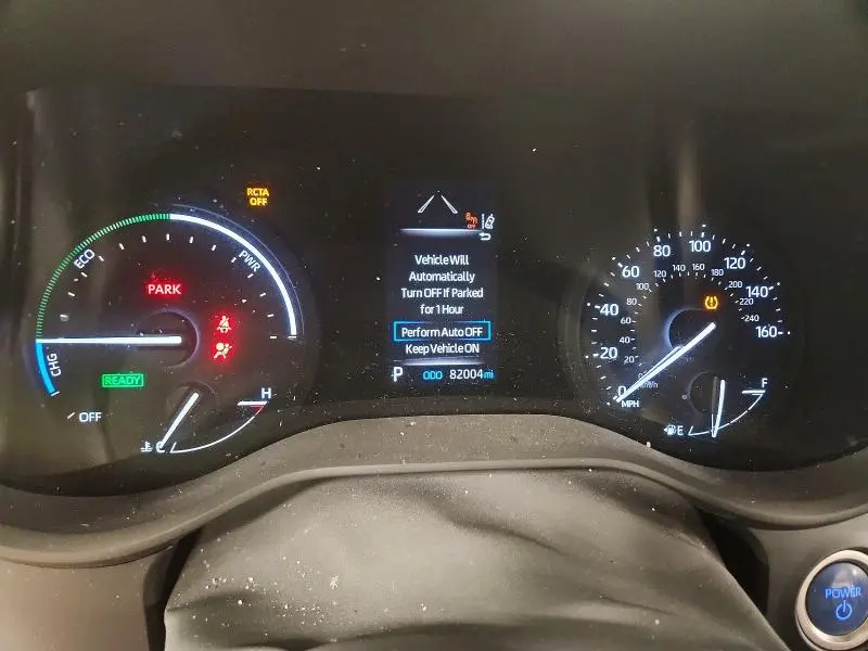 2023 TOYOTA SIENNA LE  