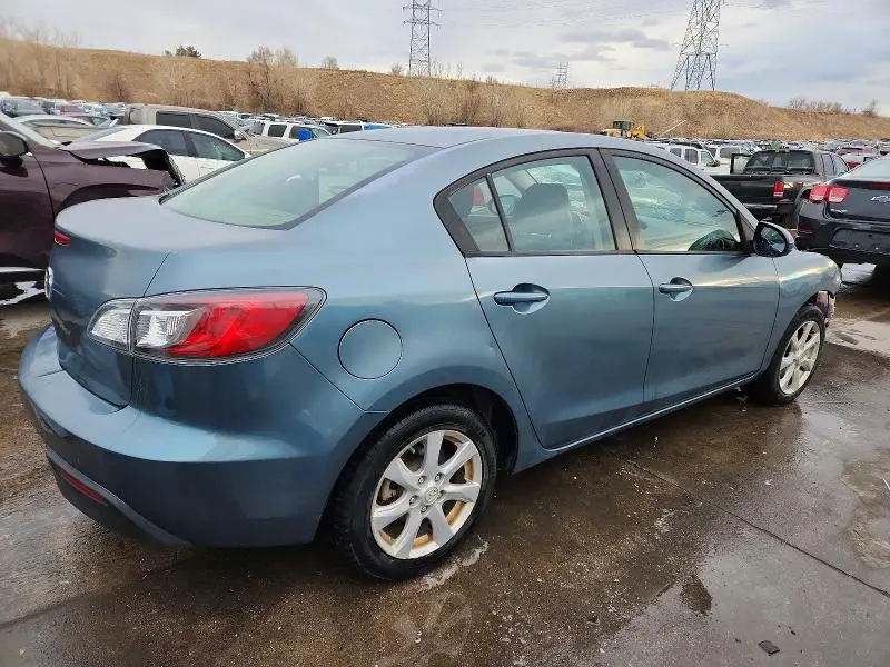 2010 MAZDA 3 I  