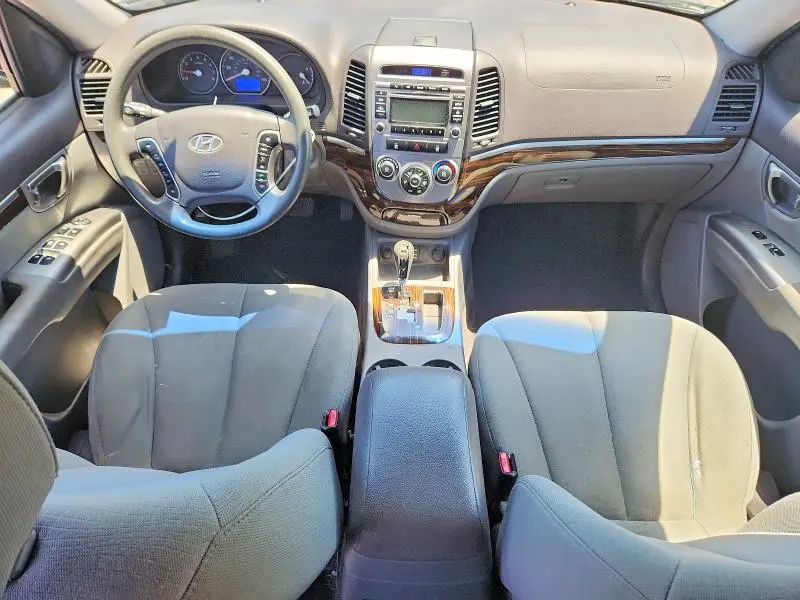 2011 HYUNDAI SANTA FE GLS  