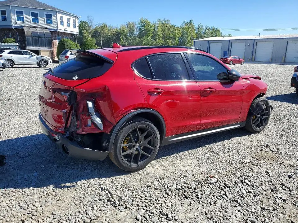 2020 ALFA ROMEO STELVIO   