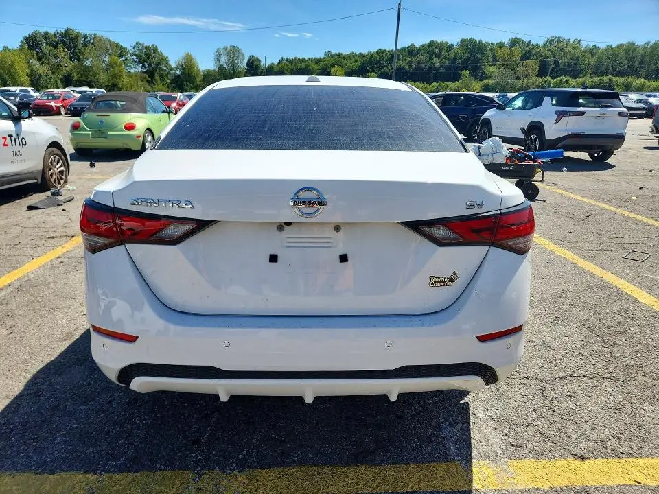 2023 NISSAN SENTRA SV  