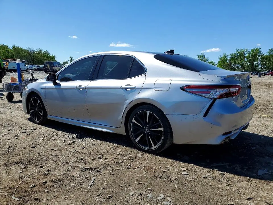 2019 TOYOTA CAMRY XSE  