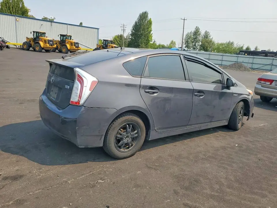 2015 TOYOTA PRIUS TWO  