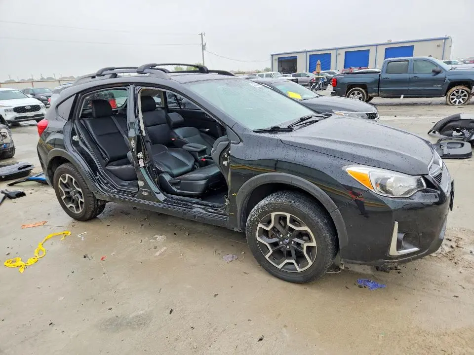 2017 SUBARU CROSSTREK LIMITED  