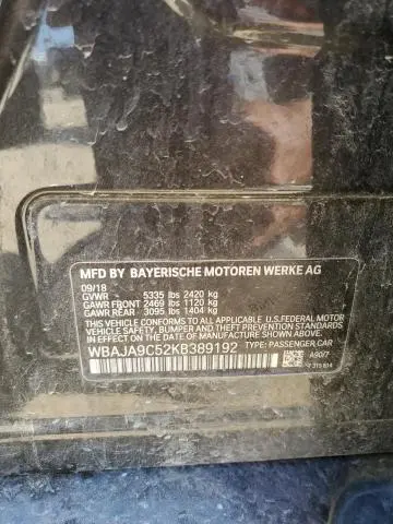 2019 BMW 530E 