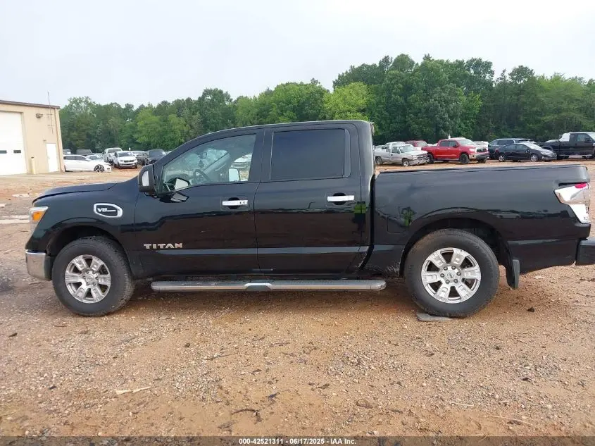 2017 NISSAN TITAN SV