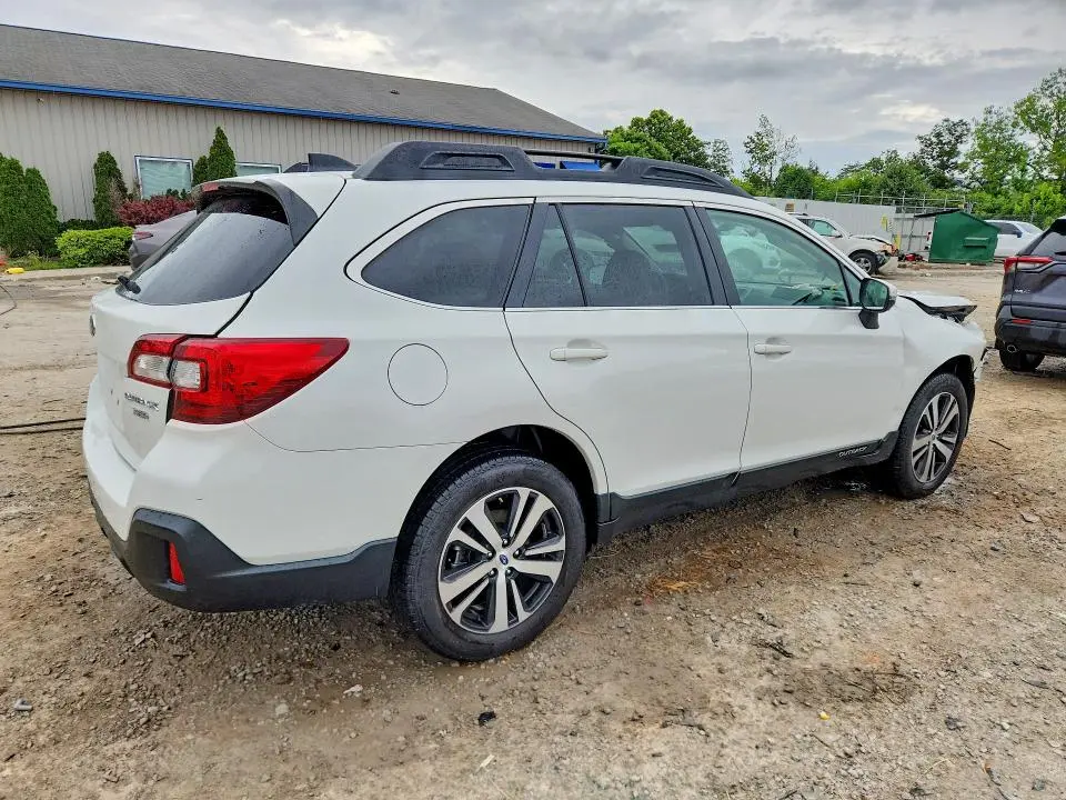 2019 SUBARU OUTBACK 3.6R LIMITED  
