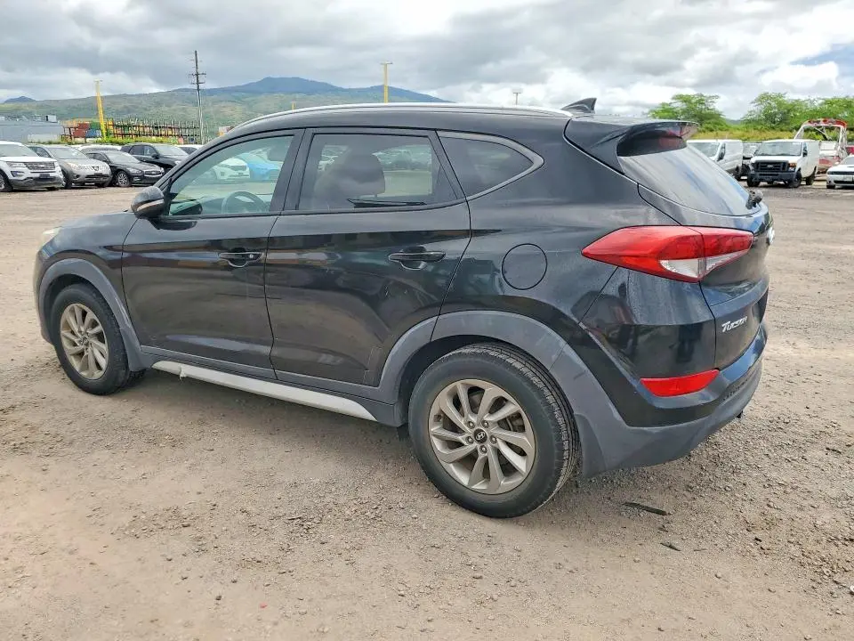 2017 HYUNDAI TUCSON SE PLUS  