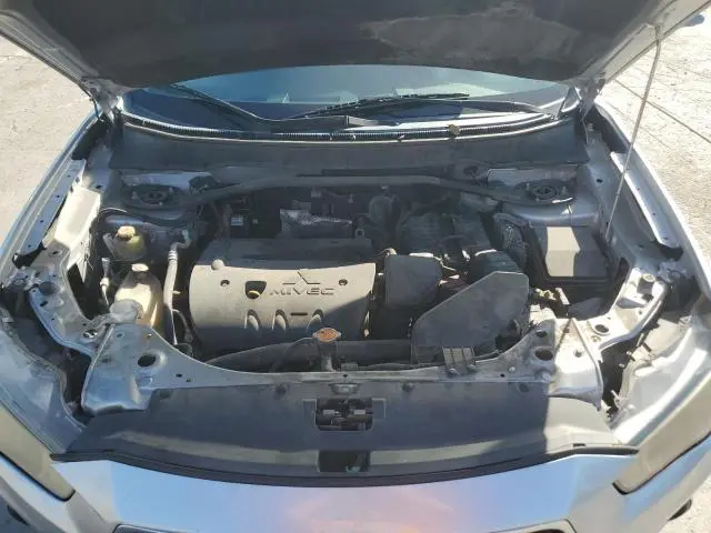 2011 MITSUBISHI OUTLANDER SE