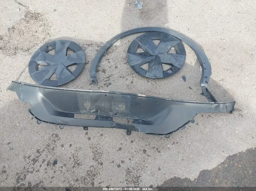 2023 TOYOTA PRIUS LE