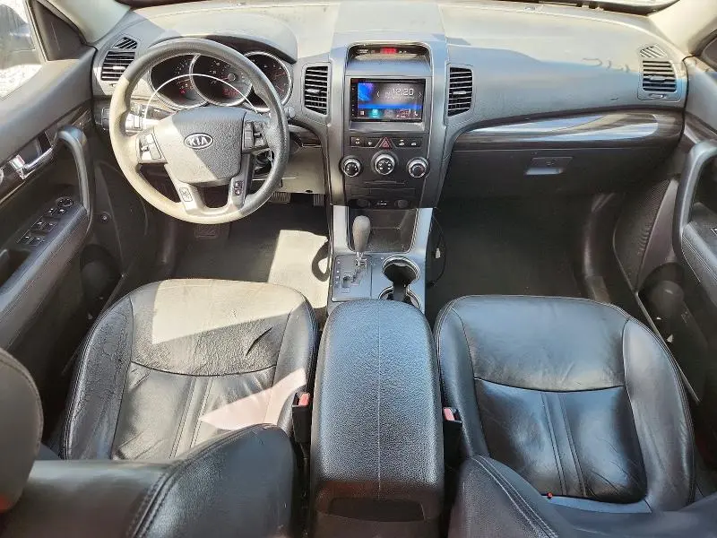 2012 KIA SORENTO LX  