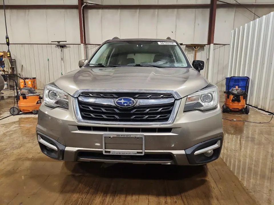 2017 SUBARU FORESTER   