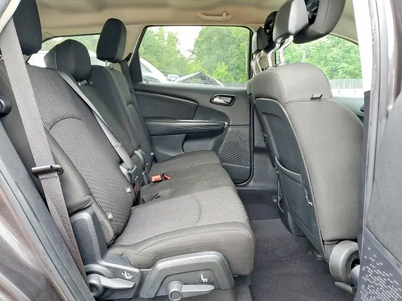 2020 DODGE JOURNEY SE  